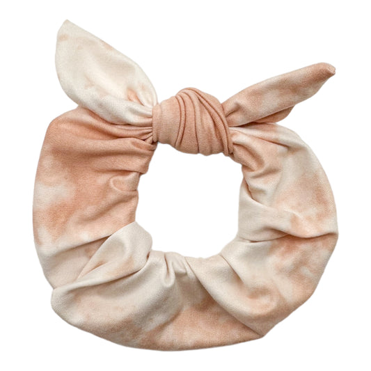 PEACHY QUEEN - BOW SCRUNCHIE