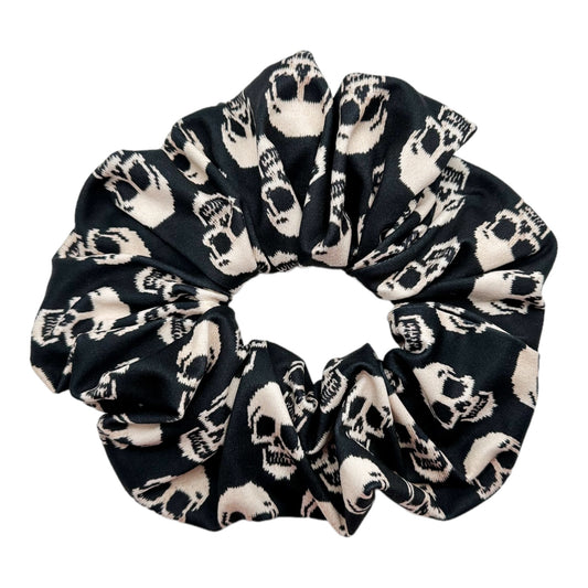 BLACK - KNIT SKULLS - OVERSIZED SCRUNCHIE