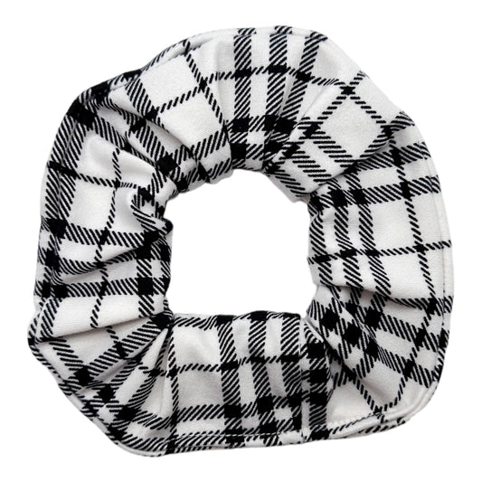 WHITE & BLACK FLANNEL - REGULAR SCRUNCHIE