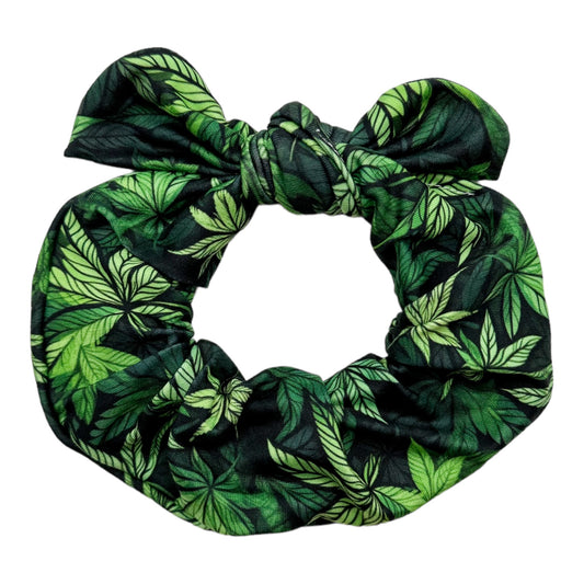 4/20 LEAVES - BOW SCRUNCHIE