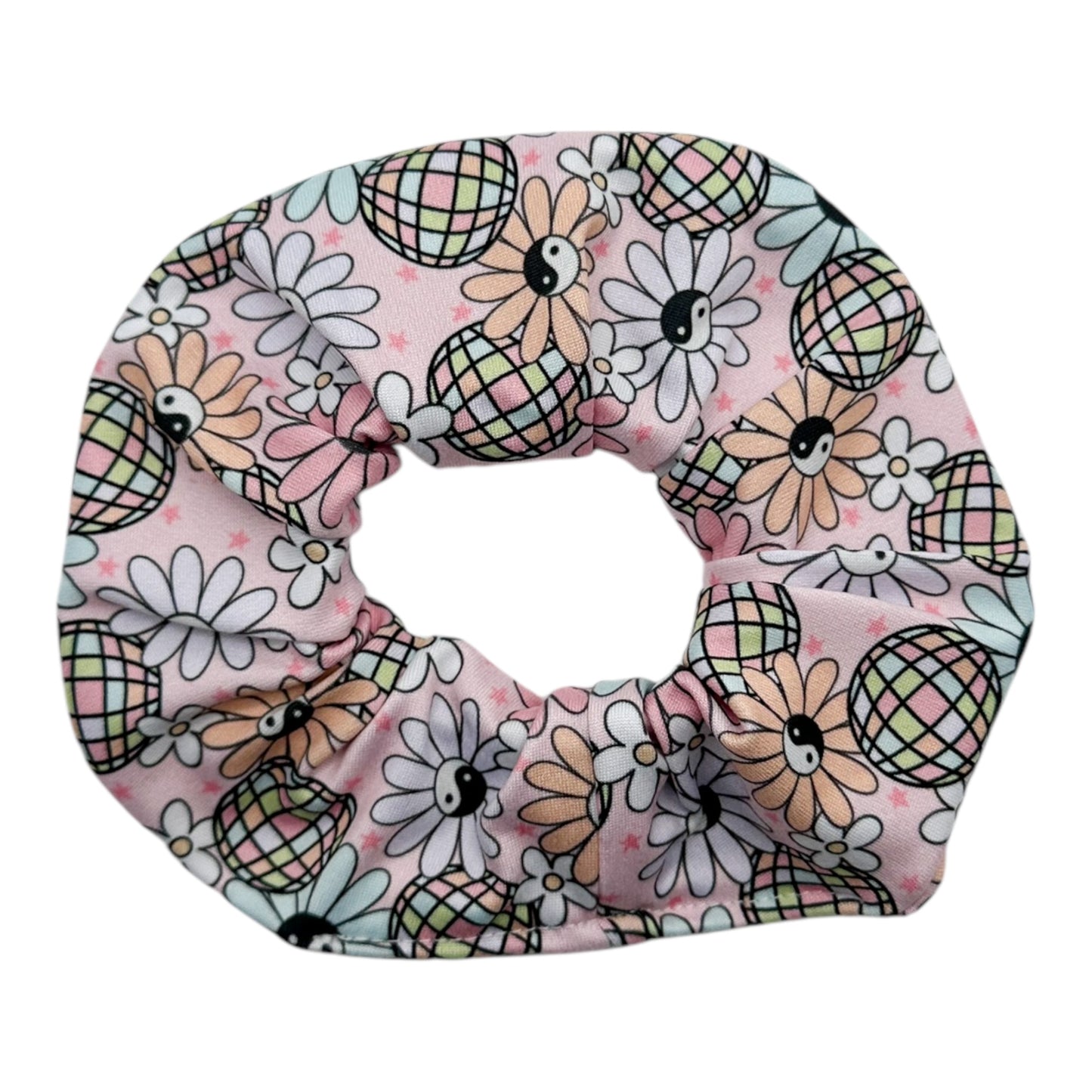 YING YANG DAISIES - REGULAR SCRUNCHIE