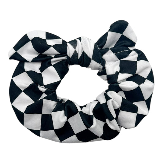 DIAGONAL B&W CHECKERS - BOW SCRUNCHIE