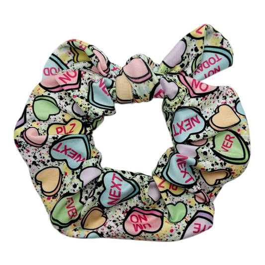 EWW SPLATTER CONVO HEARTS - BOW SCRUNCHIE