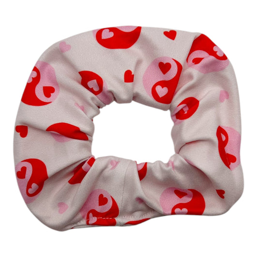 YING YANG HEARTS - SCRUNCHIE